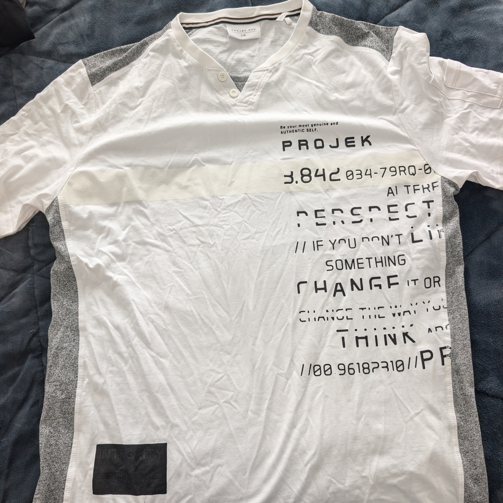 PROJEK White Short-Sleeve Graphic Men’s Tee